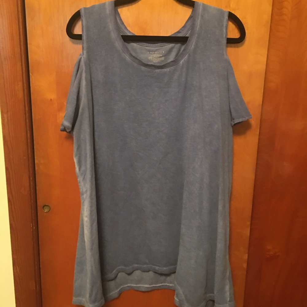 Casual blue cold shoulder top